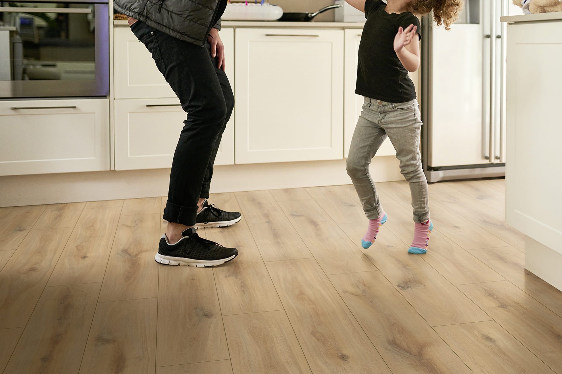 PAVIMENTO LAMINATO BIONYL PRO 8MM ROVERE HAMILTON AC5